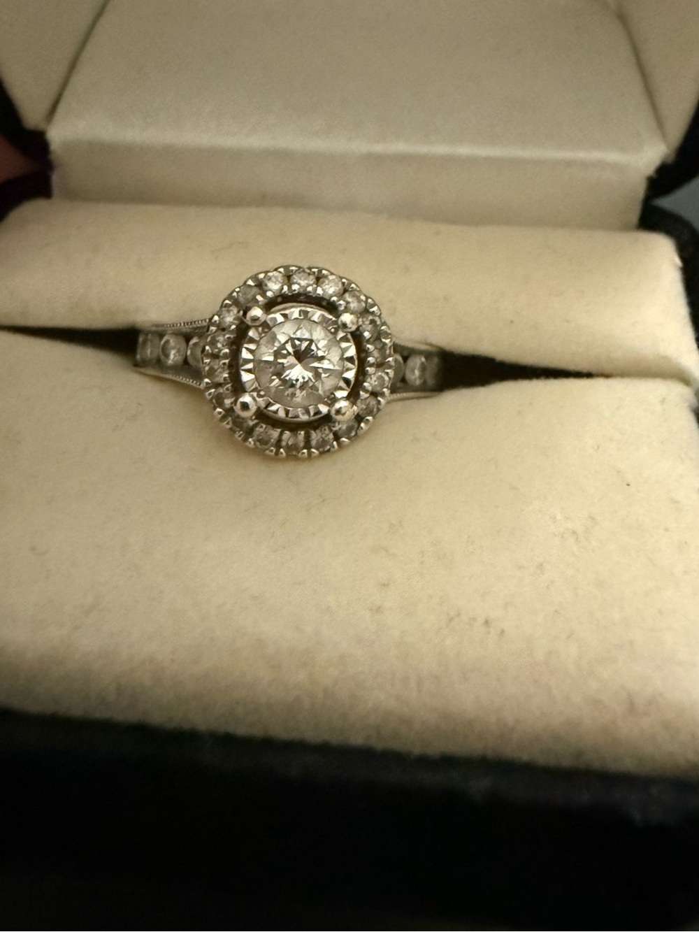 14K White Gold Vintage Diamond Halo Engagement Ring – 1.09 CTW – Size 4